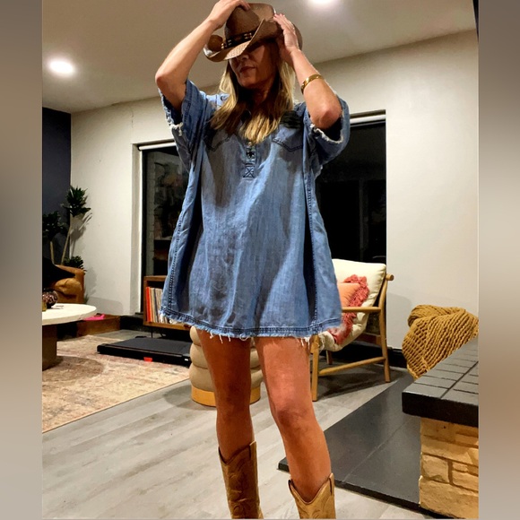 Double D Ranch Light Blue Denim shirt dress or top with embroidery - Picture 3 of 8